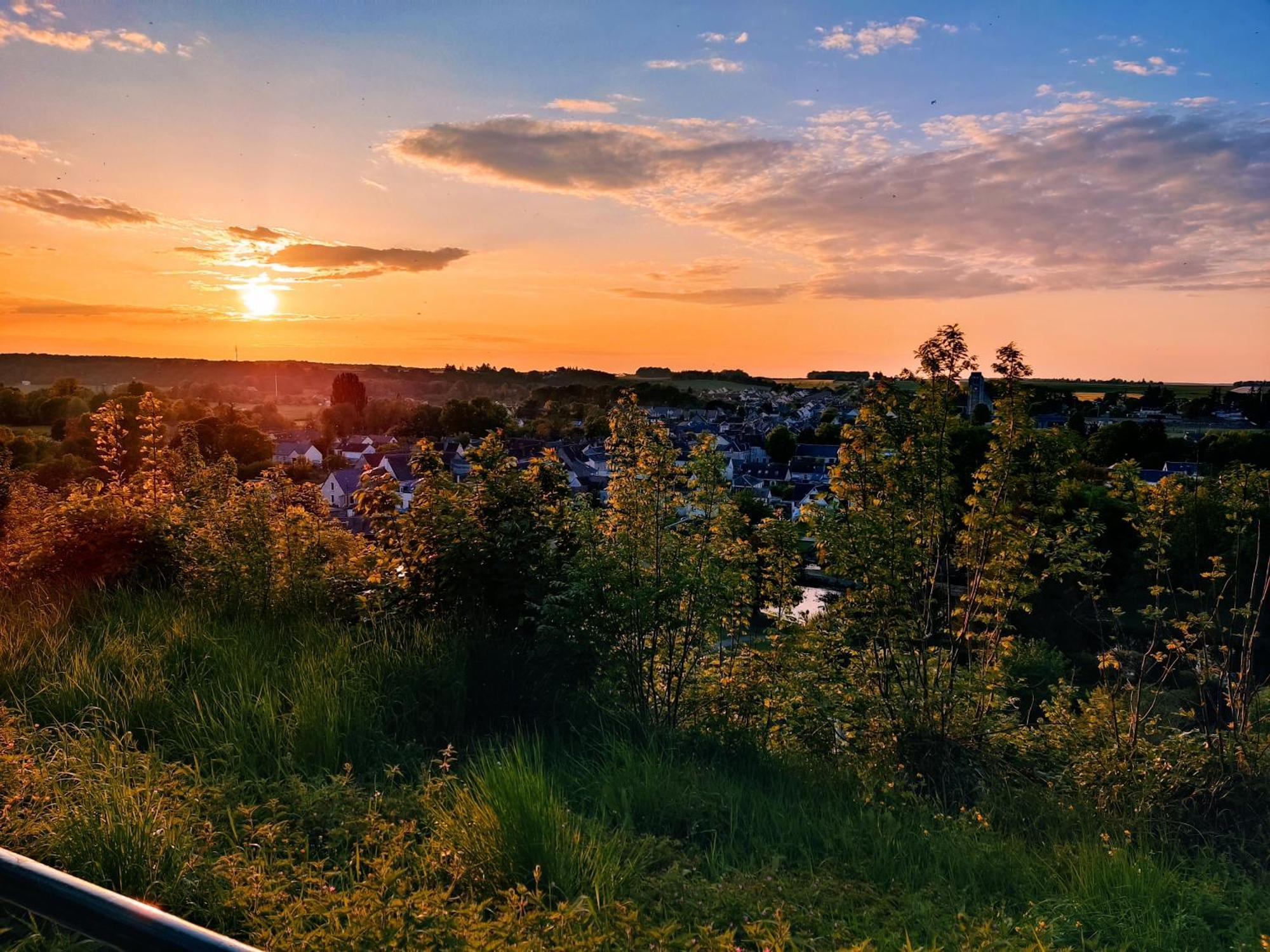 Halte Douillette Au Coeur De La Ville Châteaudun Extérieur photo